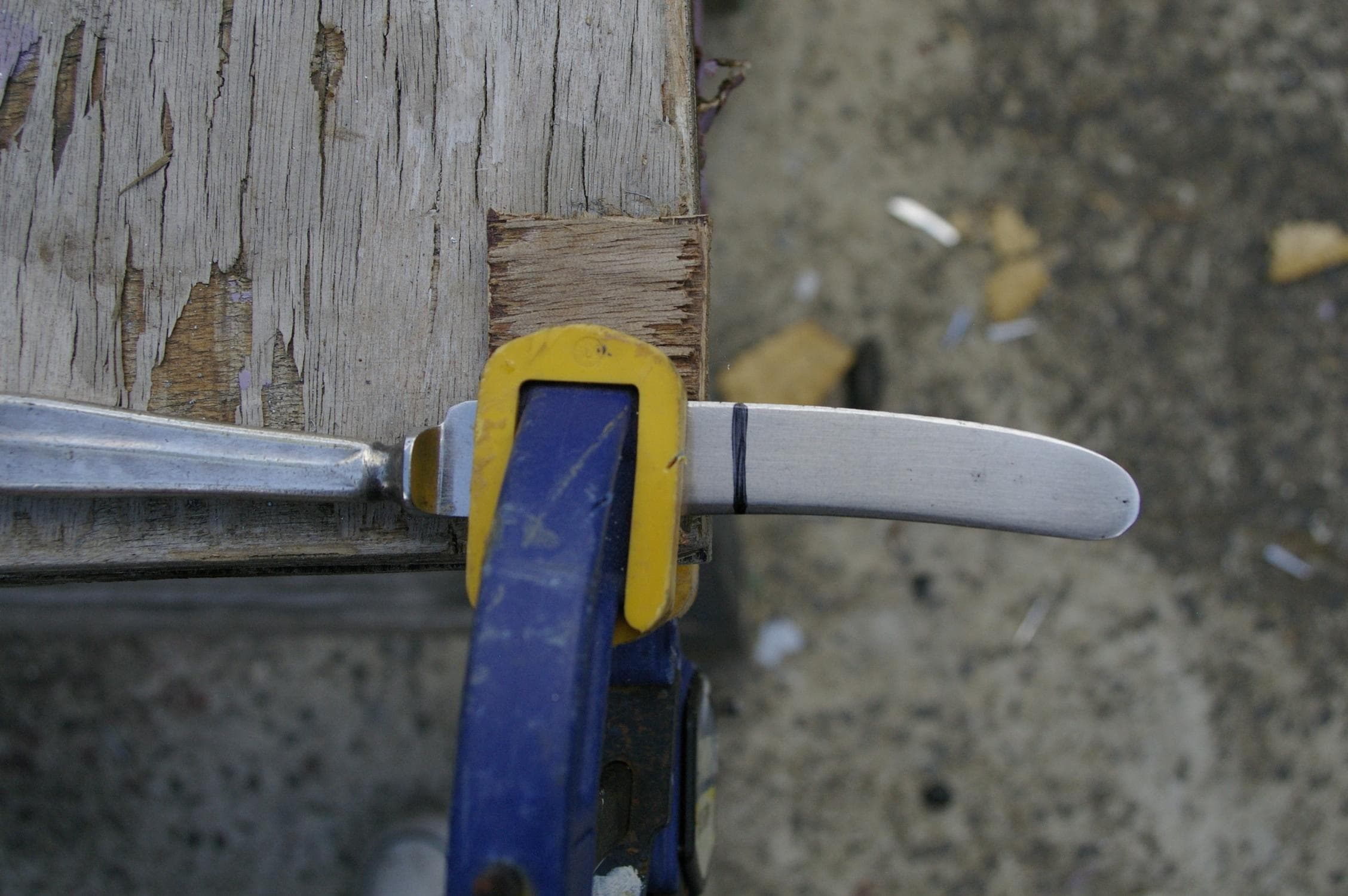 The (not Swivel) Knife