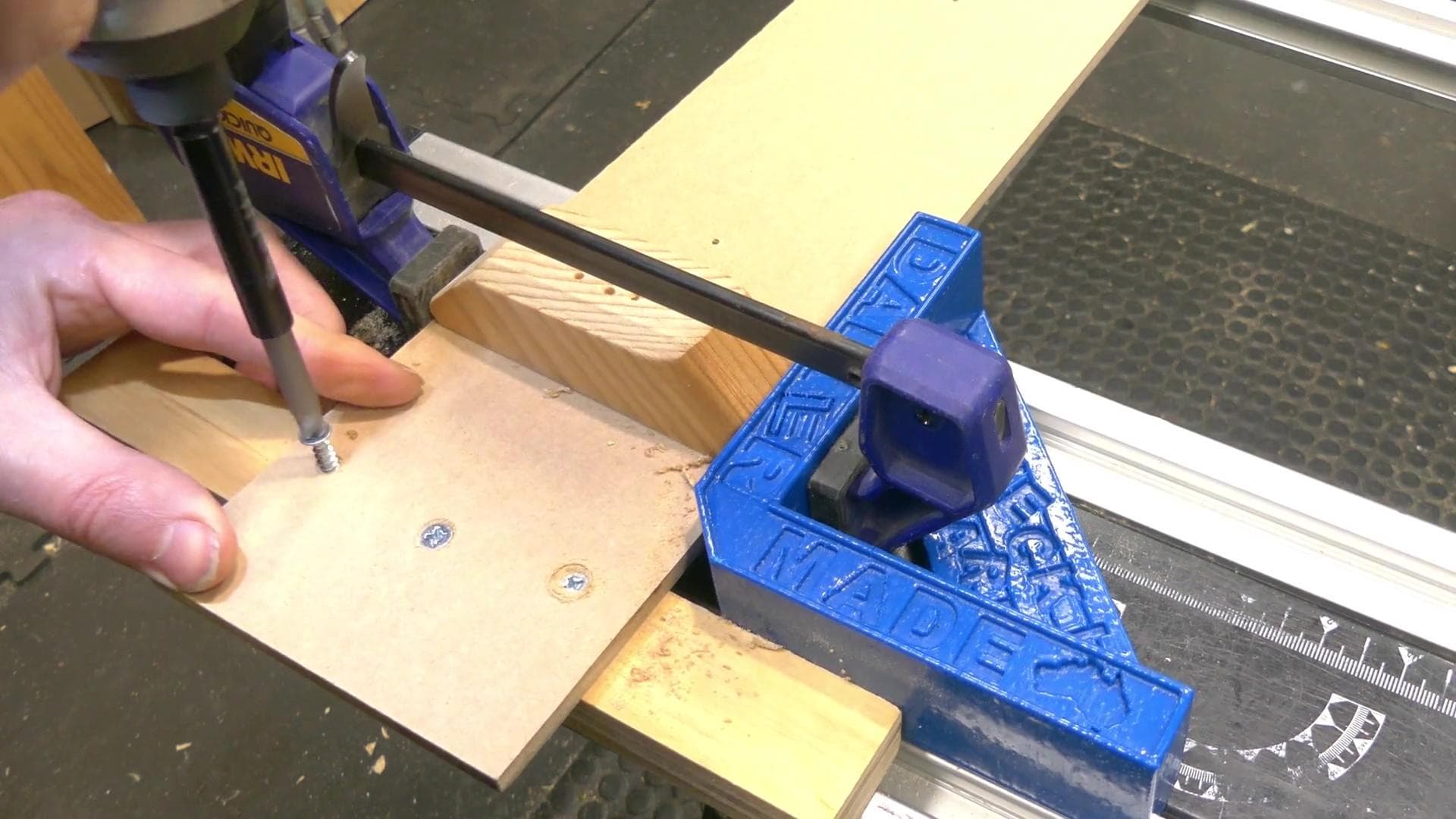 Jig #1 - Circular Saw Cross Cutting Jig