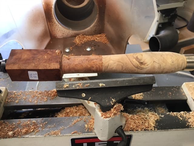 Finish Turning the Spindle and Applying CA Glue for the Finish. Polishing With EEE Ultra Shine