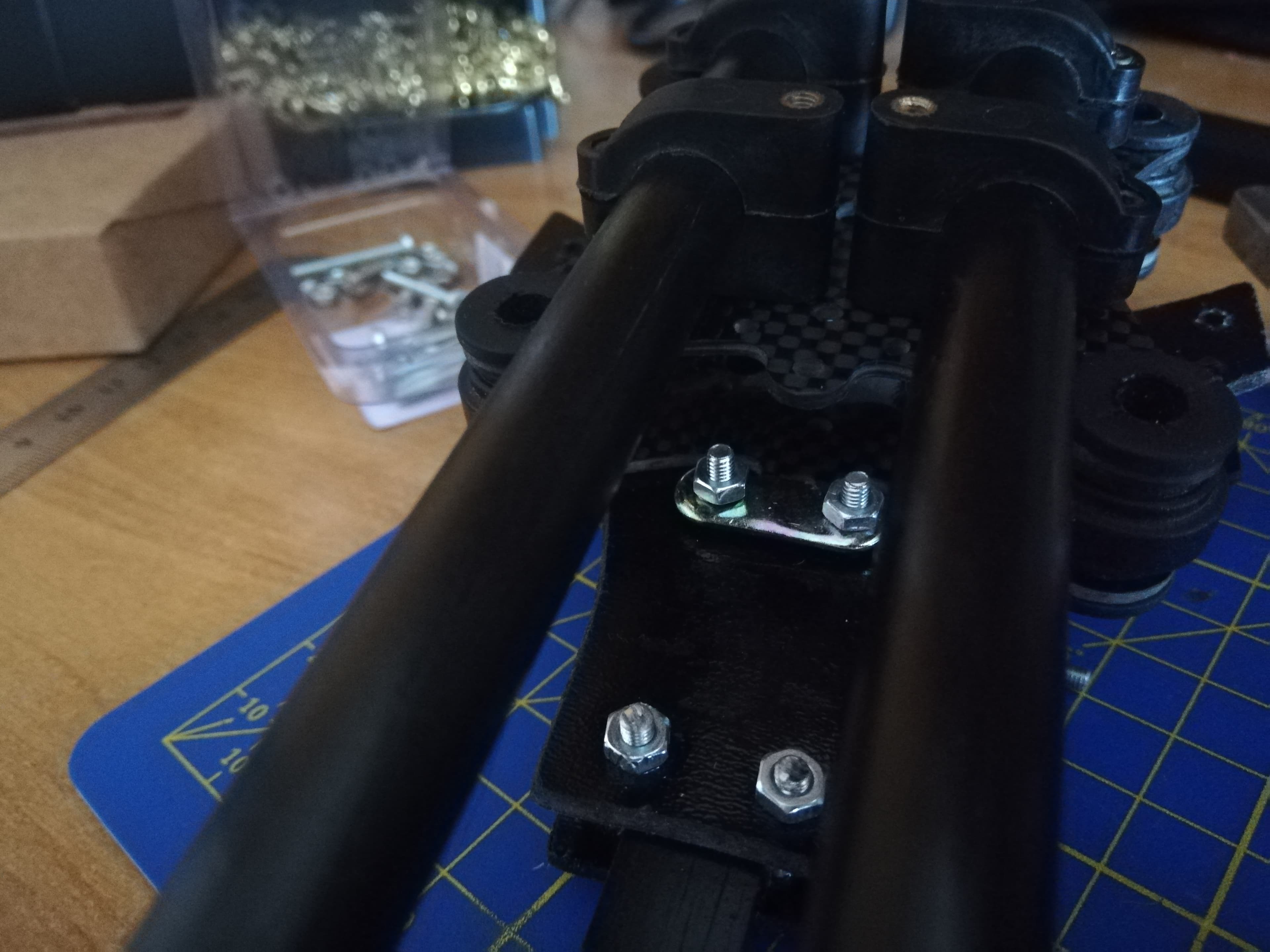 Mounting the Vibration Damping Platform