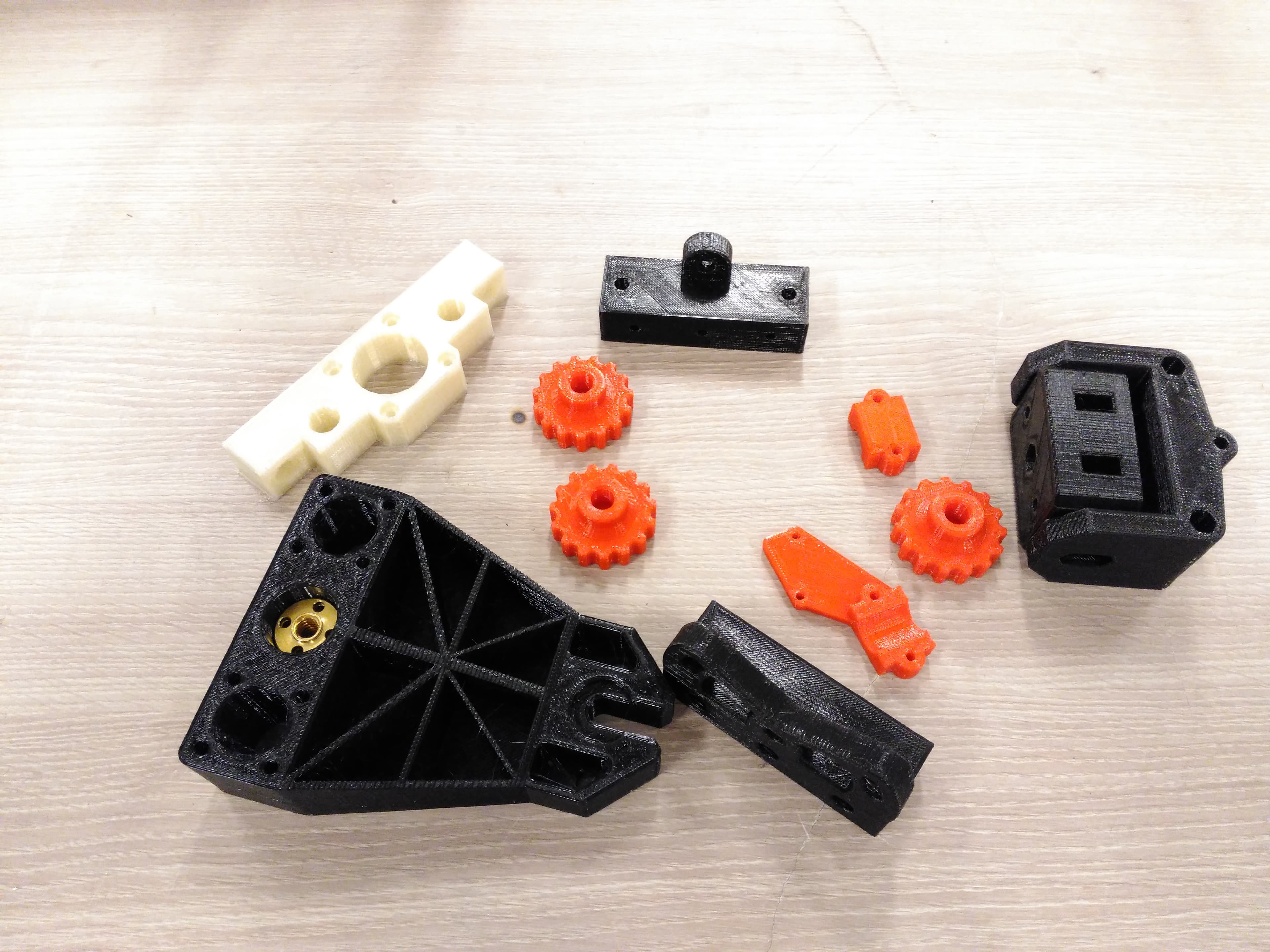 The Z Axis Transmission and Guide System