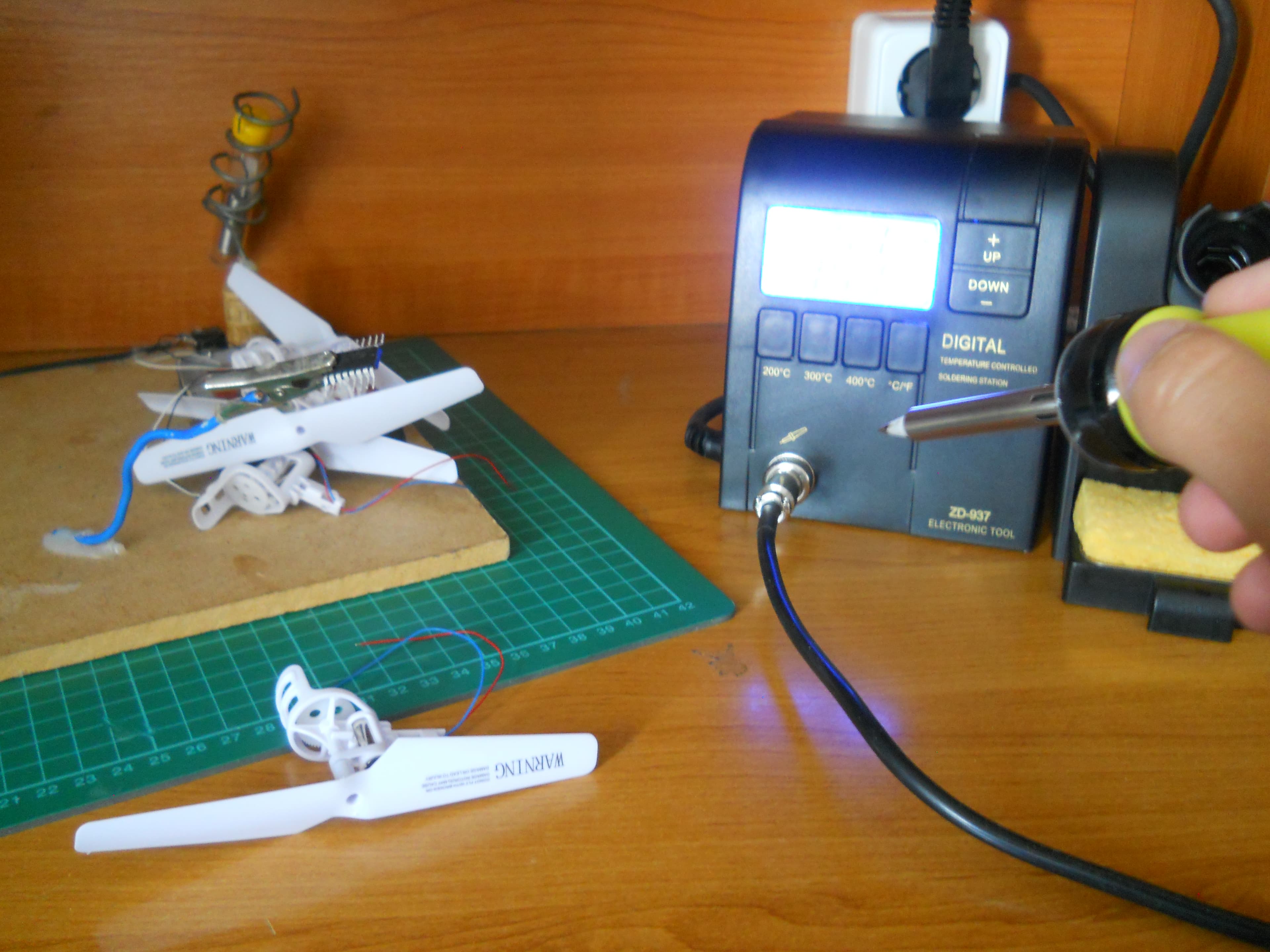 Soldering Motors to the Driver