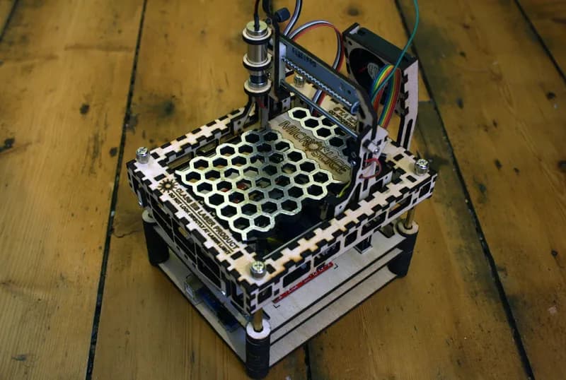 The MicroSlice V1 | a Tiny Arduino Laser Cutter