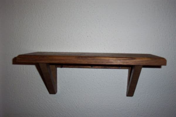 How to Make a Simple Shelf Hung With a French Cleat.