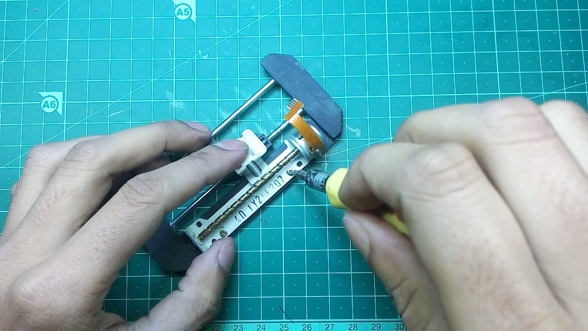 Mounting the Stepper Motors