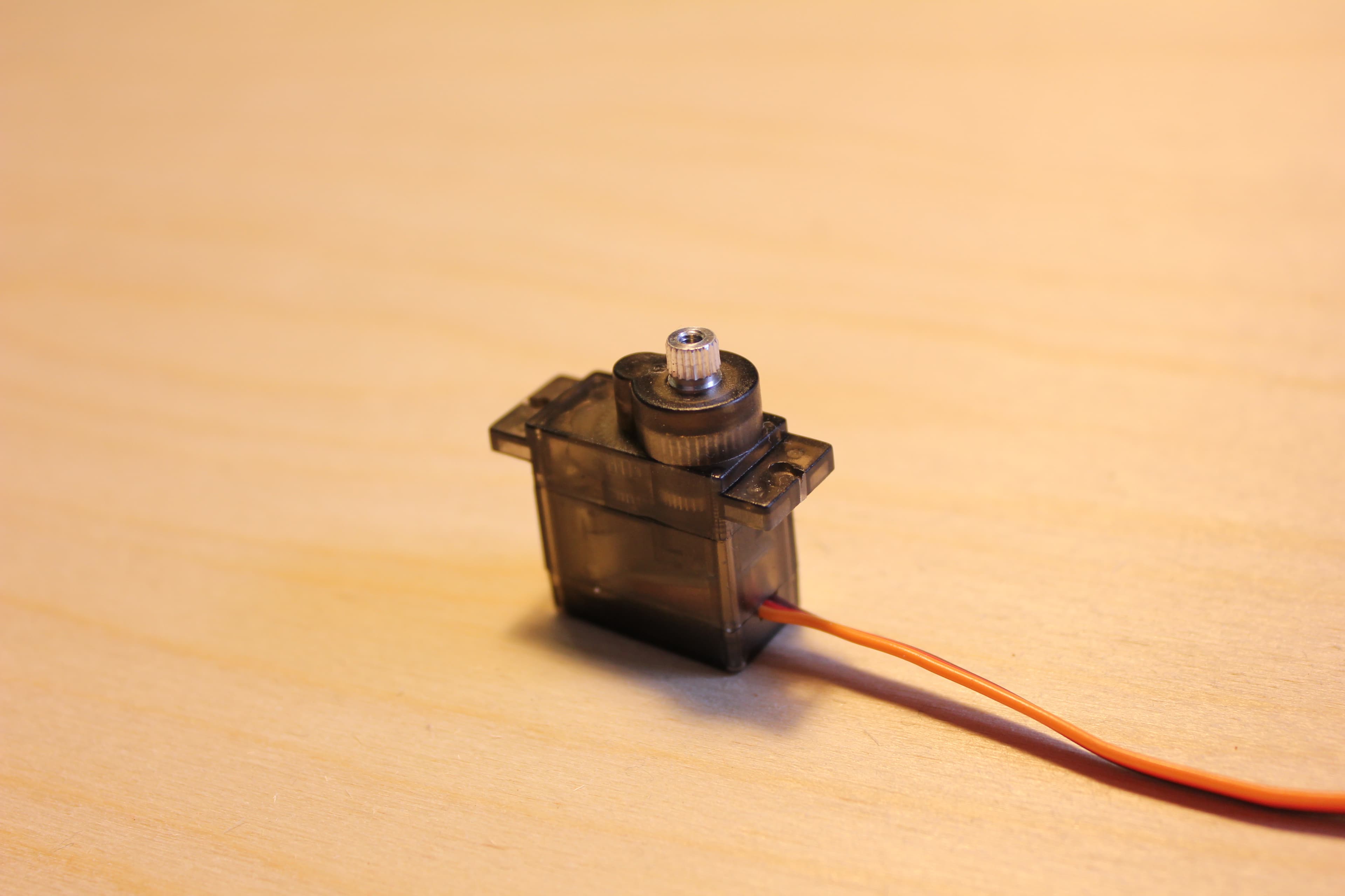 Setting Up Your Servos. Choose Your Weapon!