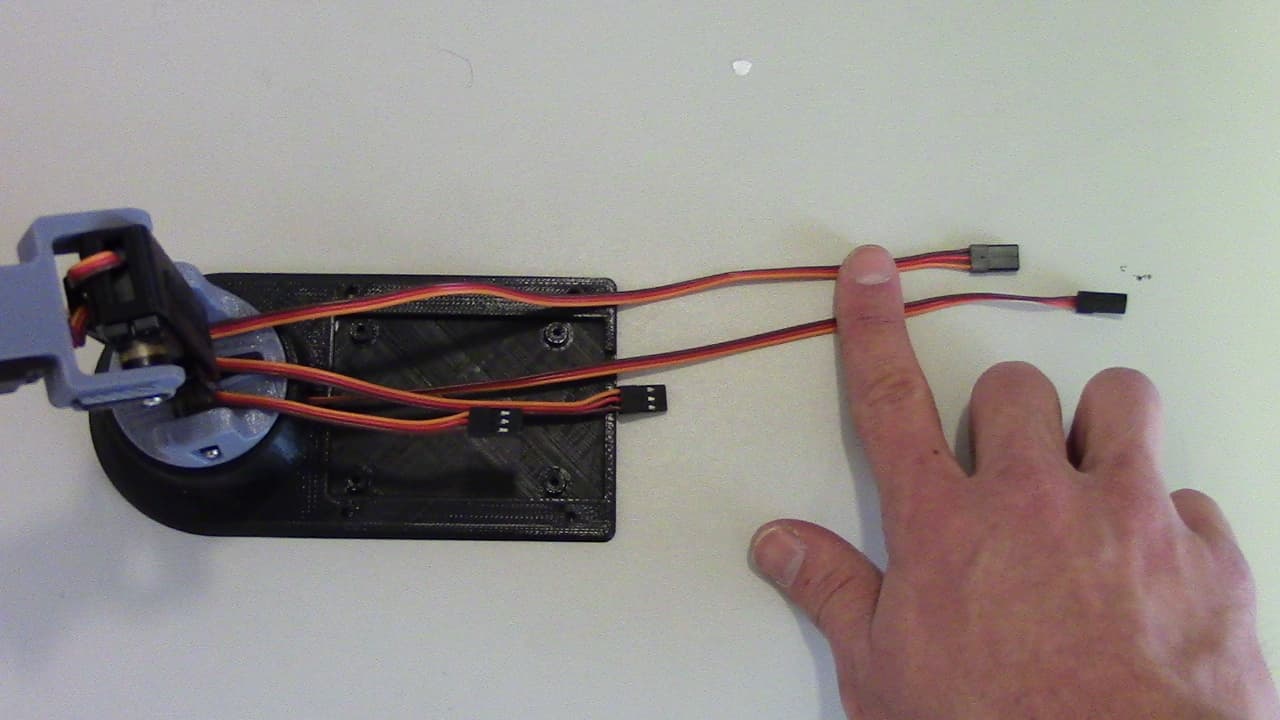 Connect Servos to Board