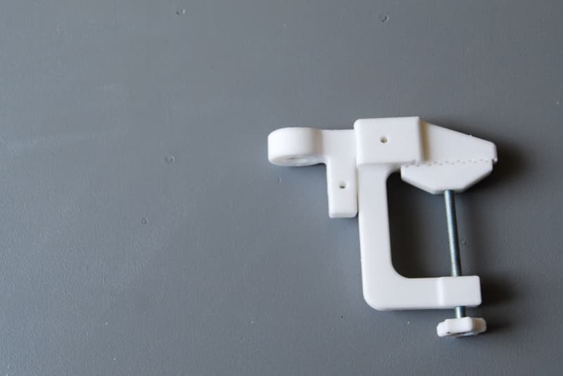 Connecting the Motors to the Clamps