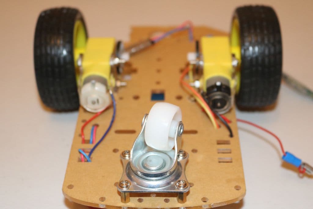 Assembling the Arduino Car