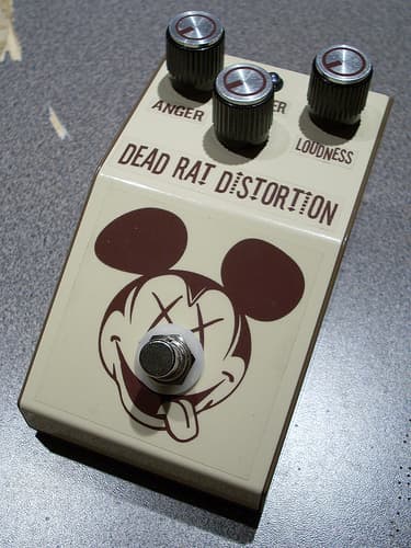 DIY Rat Clone Distortion Guitar Effect Pedal - the Dead RAT