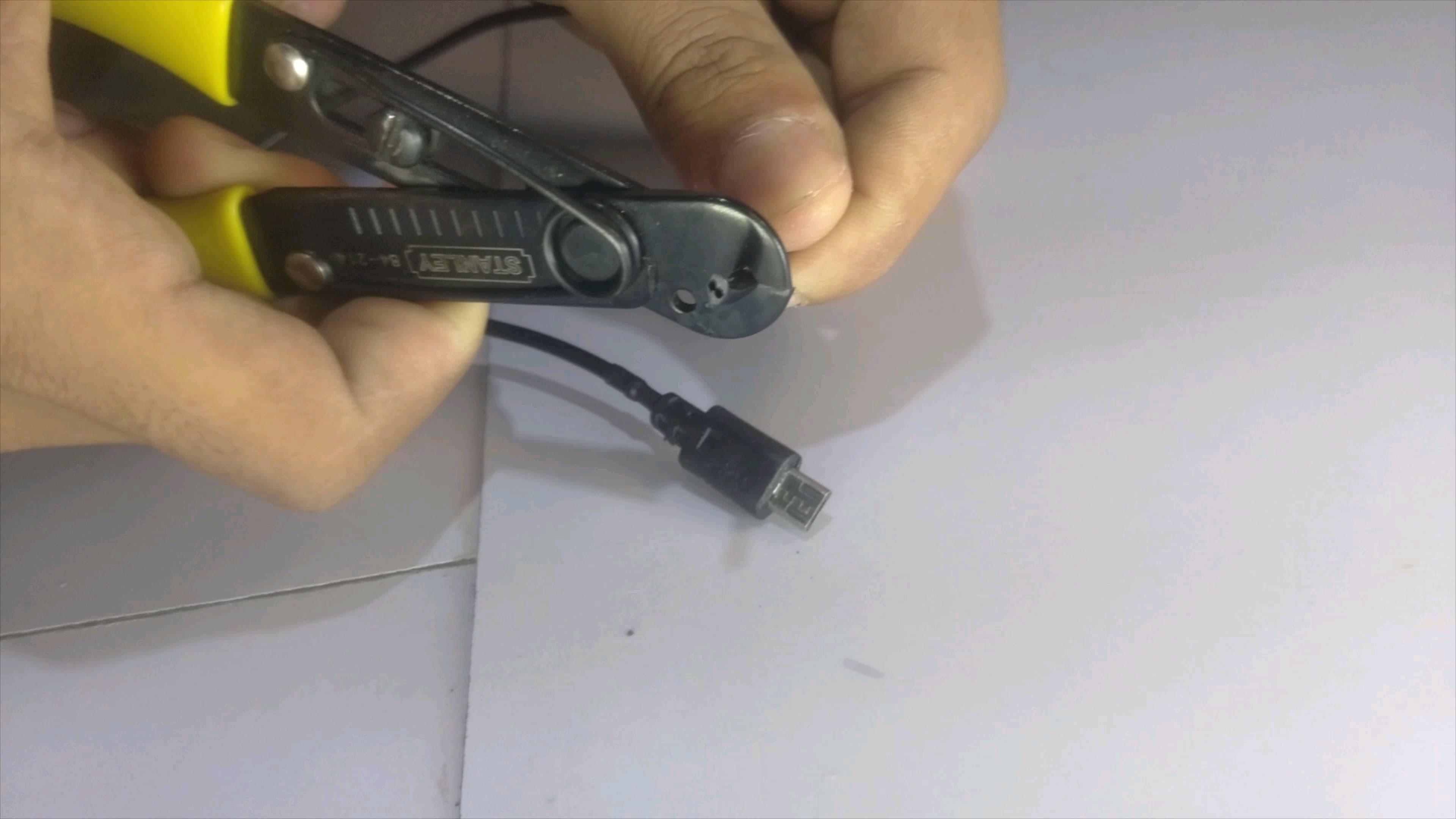 Preparing the Cable...