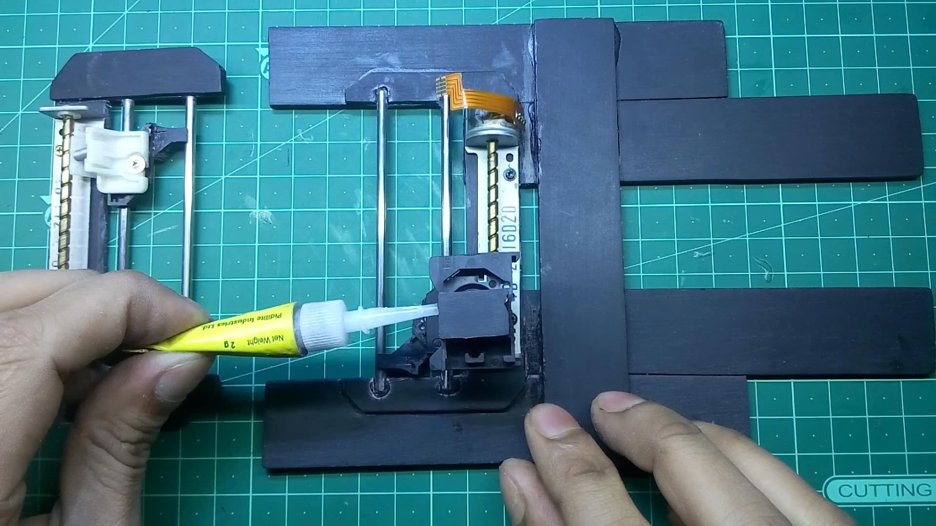 Attaching the X and Y Axis