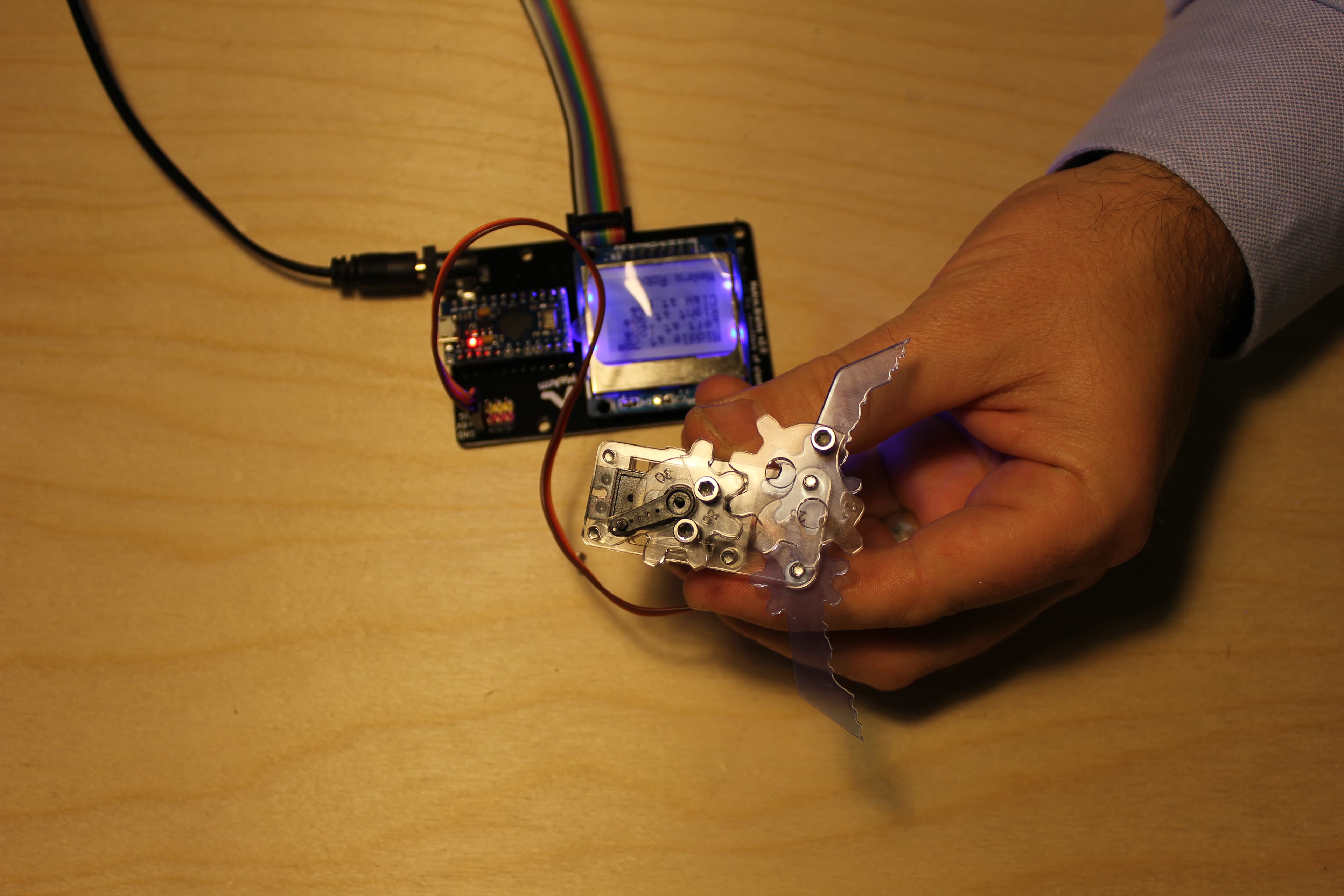 Calibrate All the Servos! Step One Claw