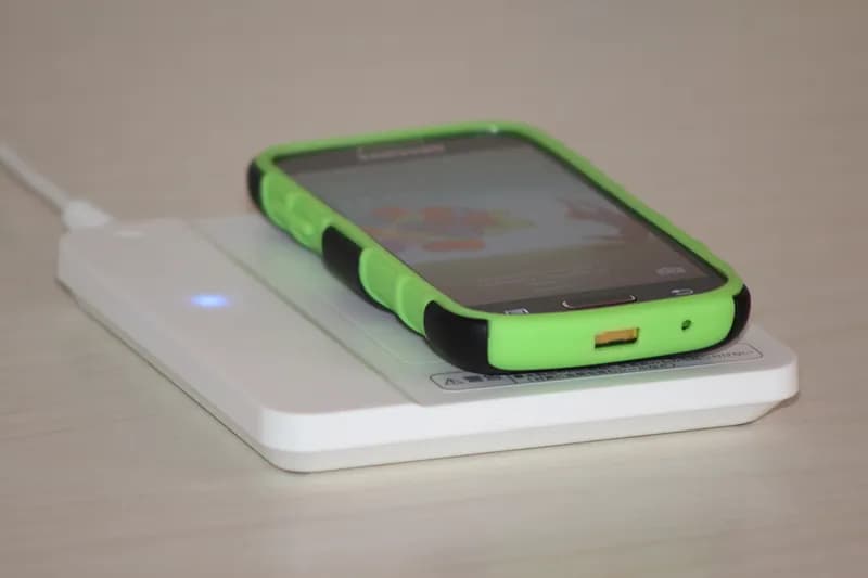 How to make a wireless charger for Samsung Galaxy S 4 mini (GT-I9195) smartphone