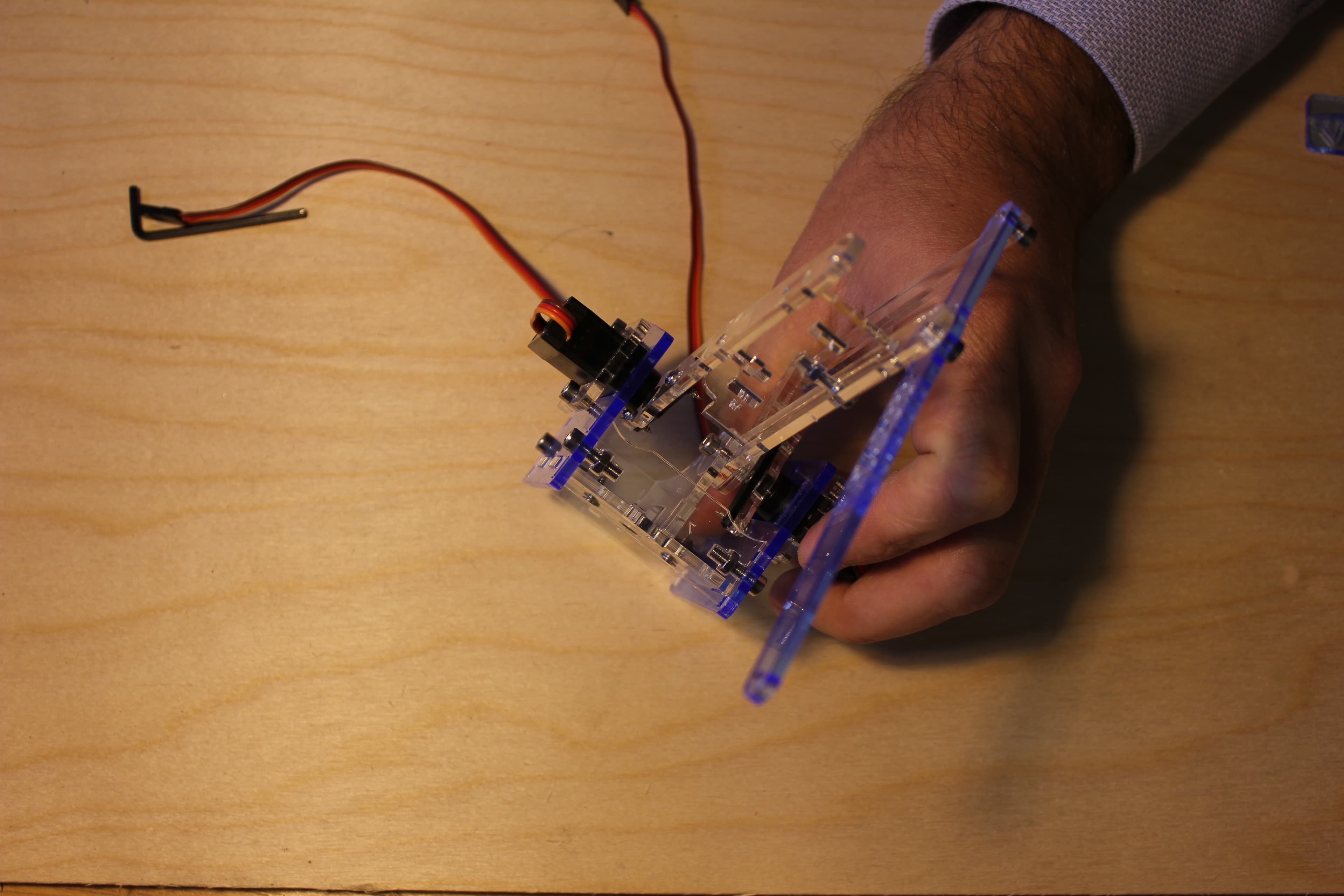 Assemble the Base - Right Side and Centre Strut (you Will Hate Me)