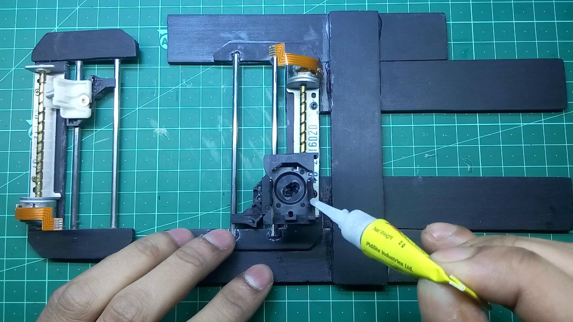 Attaching the X and Y Axis