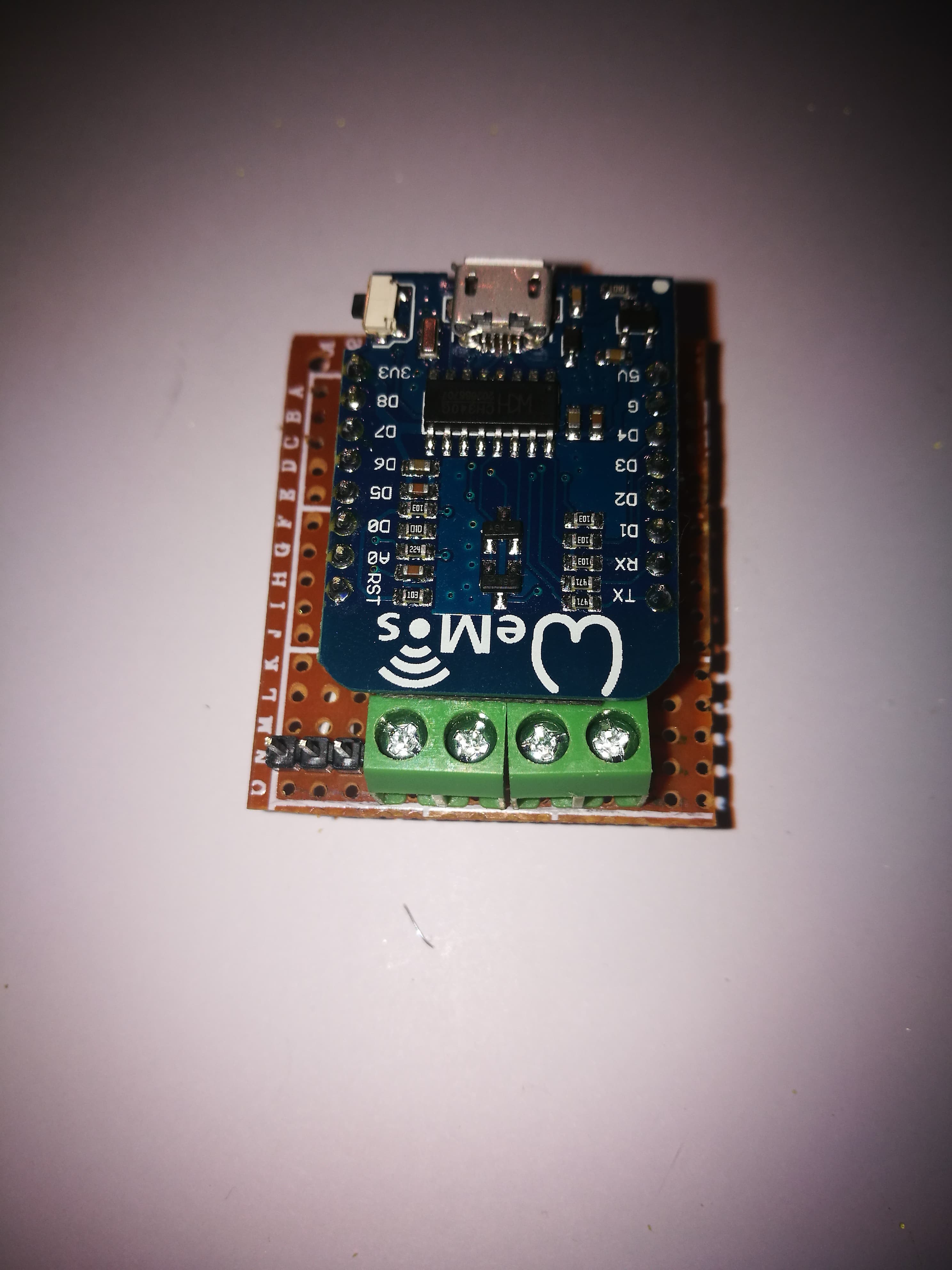 Assemble the WeMos Interface