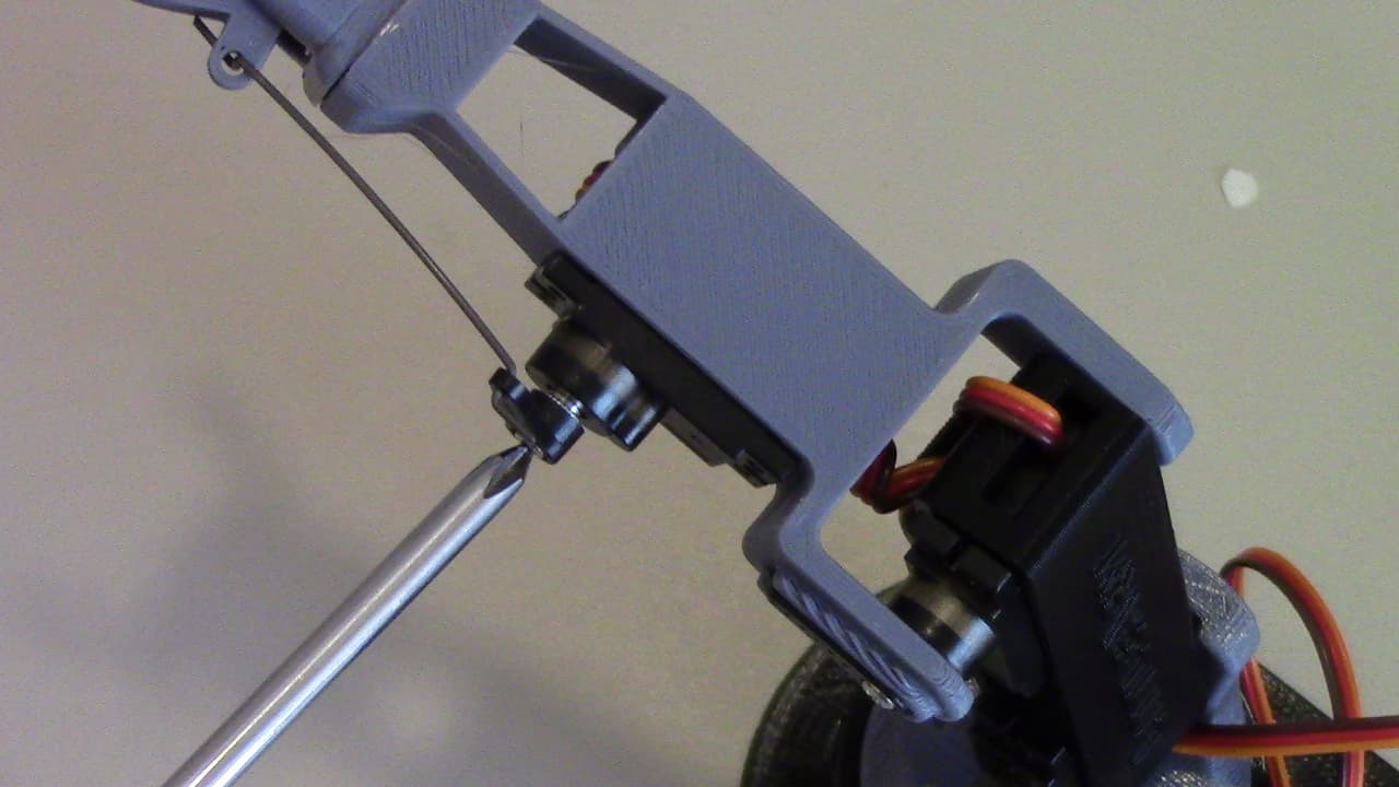 Connection Gripper Actuation Servo