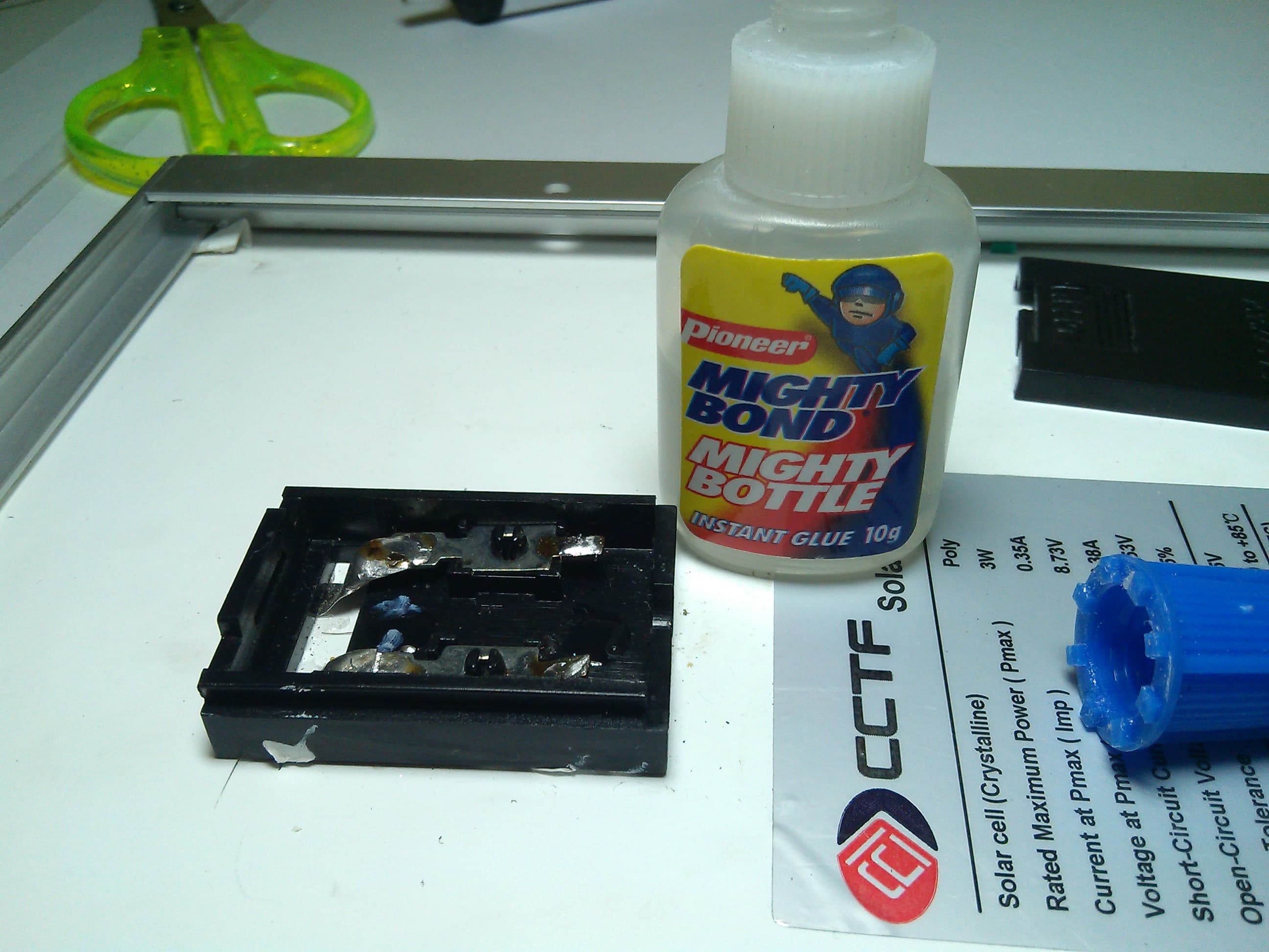 Soldering the 7805 Regulator