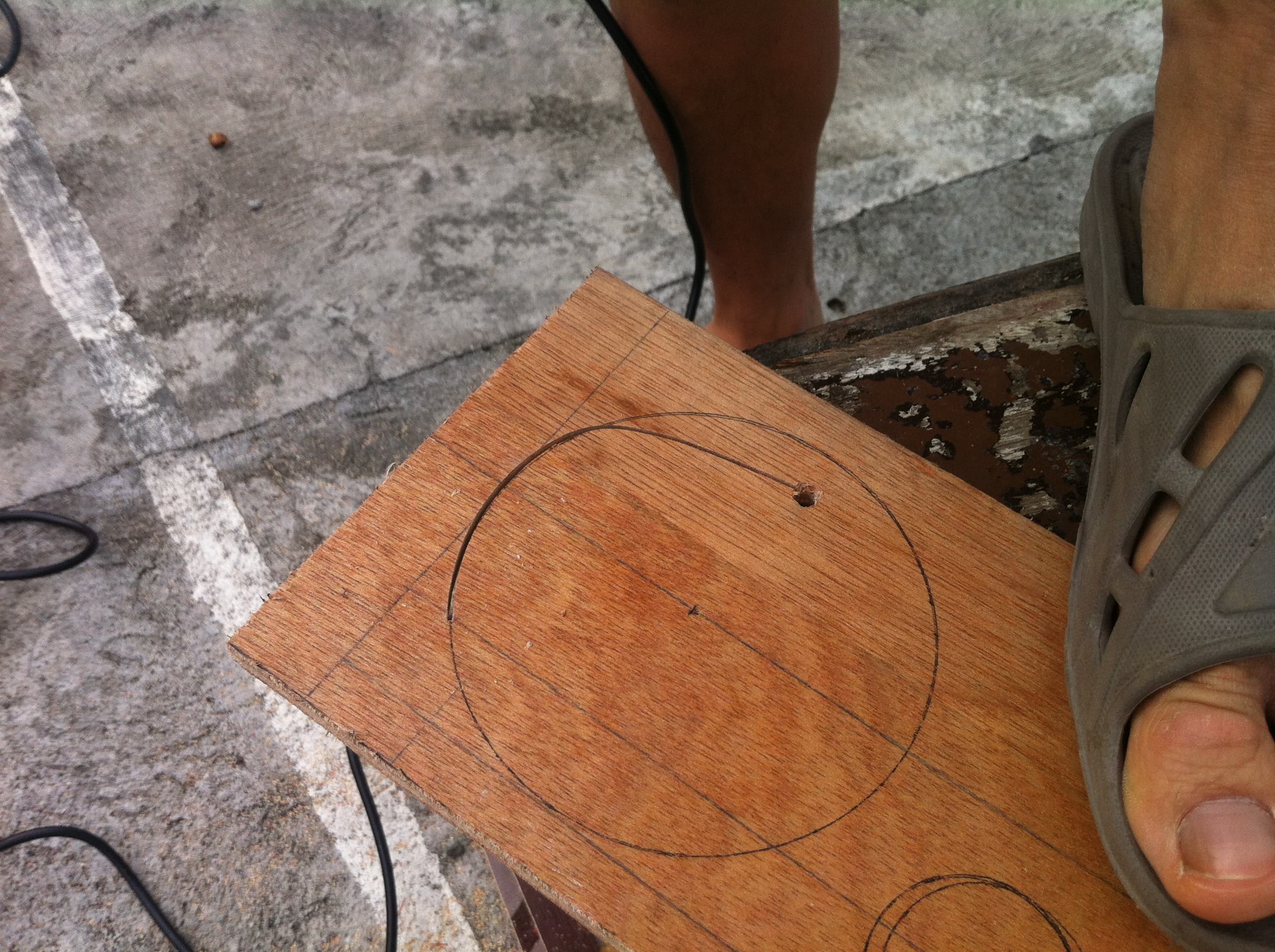 Cutting the Wood (Jigsaw)