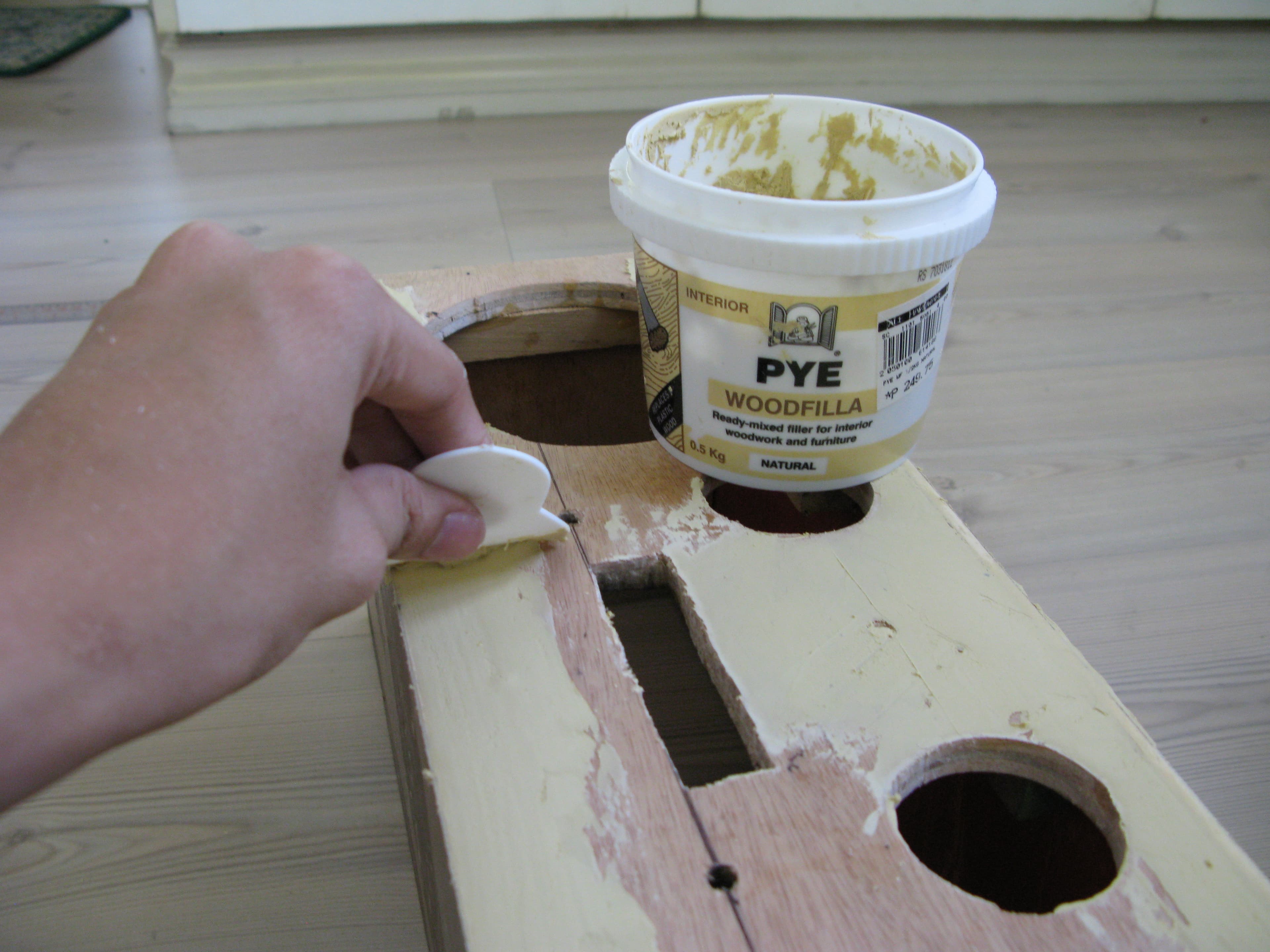Applying Wood FIller