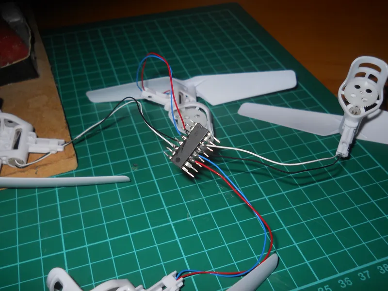 Soldering Motors to the Driver