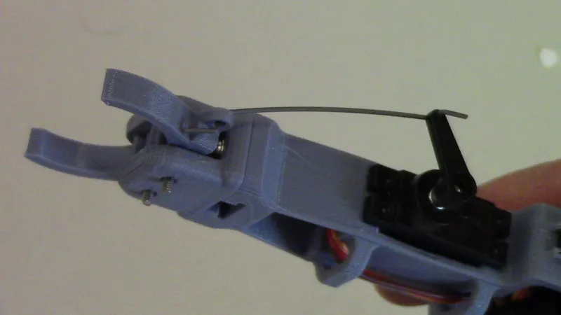 Connection Gripper Actuation Servo