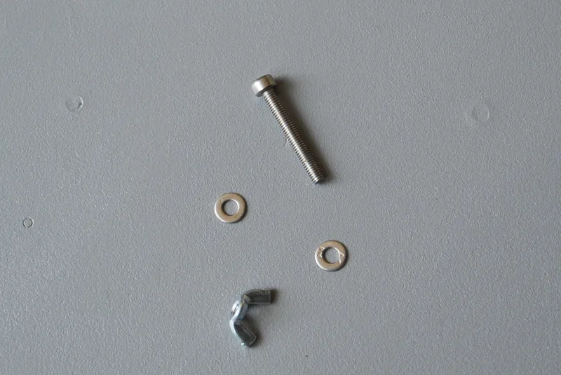 Screws / Nuts / Bolts