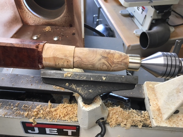 Finish Turning the Spindle and Applying CA Glue for the Finish. Polishing With EEE Ultra Shine