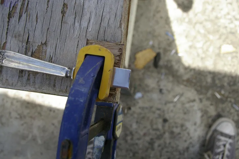 The (not Swivel) Knife