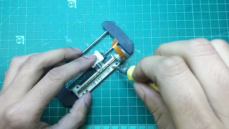 Mounting the Stepper Motors