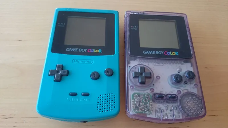 GameDroid Vs GameBoy