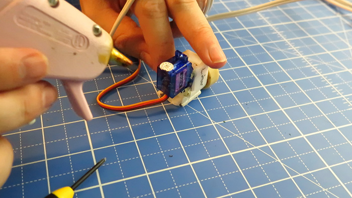 Upgrading the Servos