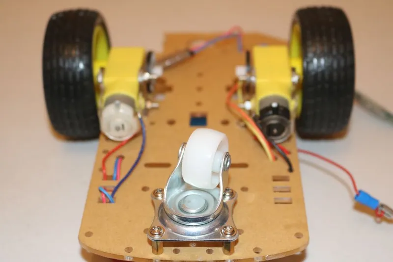 Assembling the Arduino Car