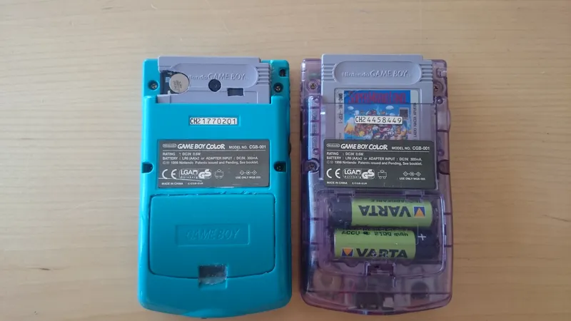 GameDroid Vs GameBoy