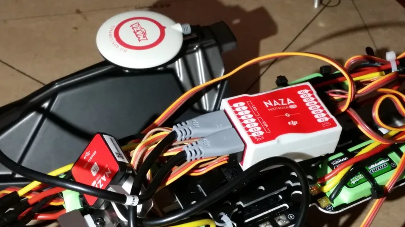 Connect the GPS/Compass Module to the Flight Controller