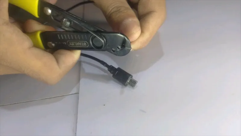 Preparing the Cable...