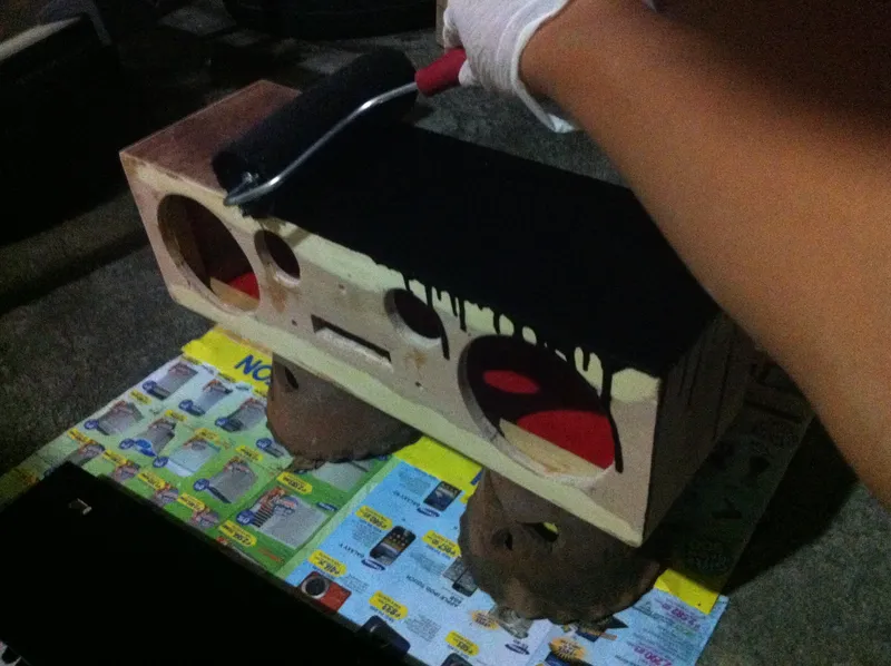 Painting the Enclosure