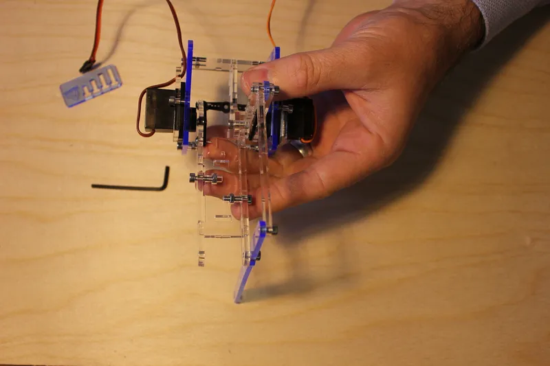 Assemble the Base - Right Side and Centre Strut (you Will Hate Me)