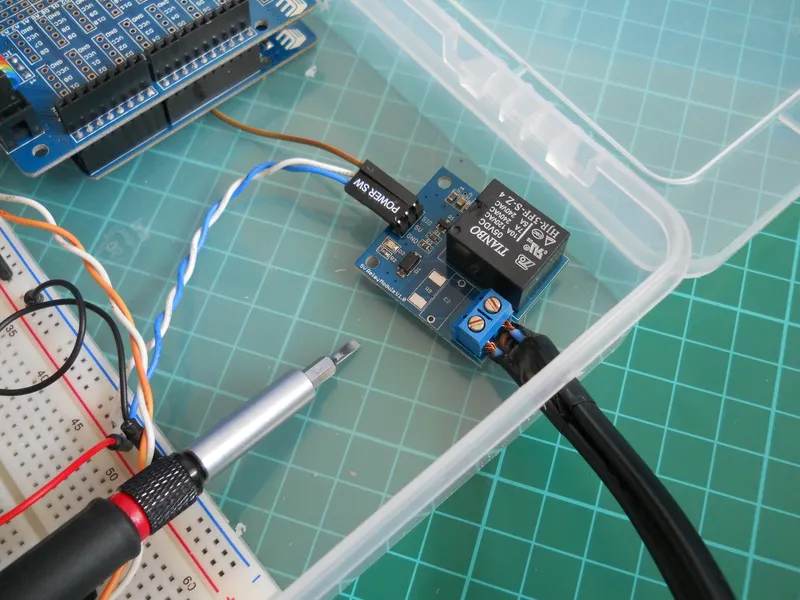 Connecting the Cables