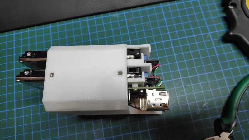 Wiring and Assembly: HDD Adapters