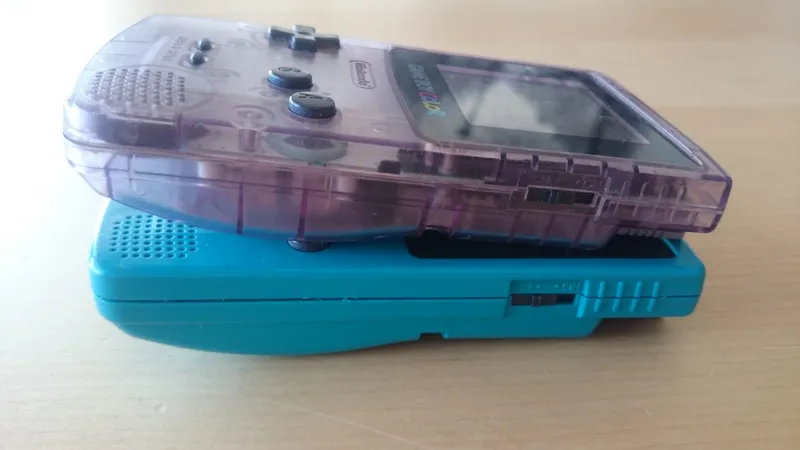 GameDroid Vs GameBoy