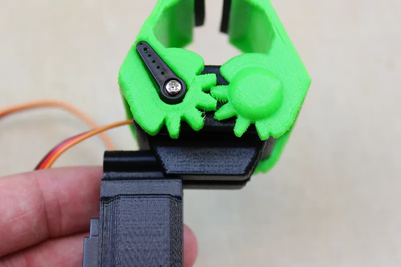 Attach Gripper to Wrist End
