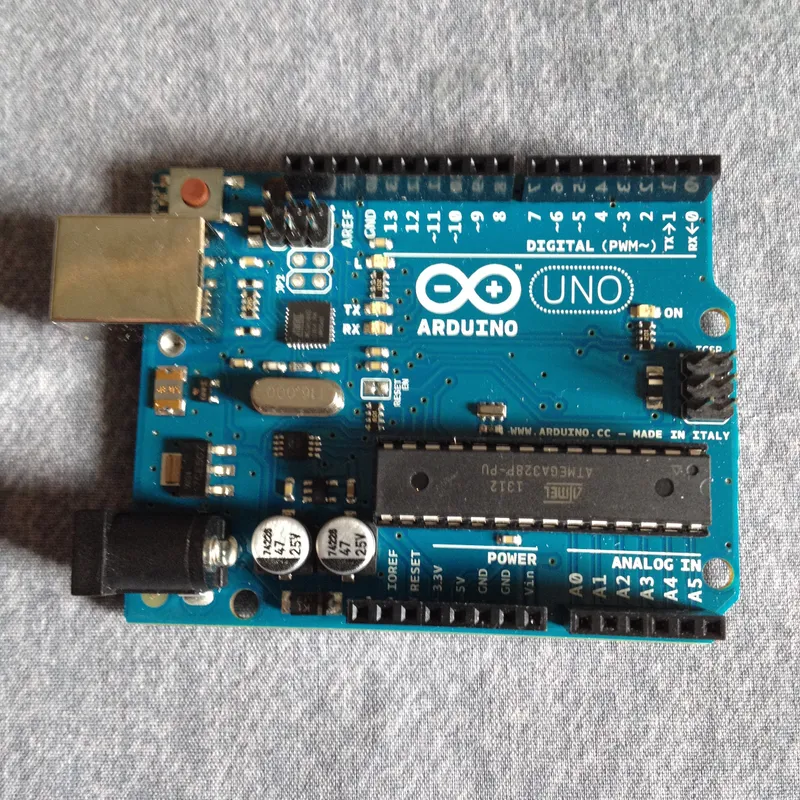 Assembling the Base - Mount the Arduino
