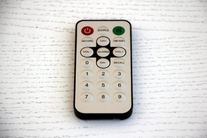 Installing LIRC and reading infrared remote control button codes