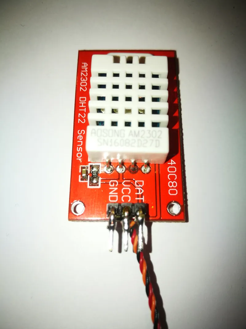 Hook Up the DHT22 Sensor