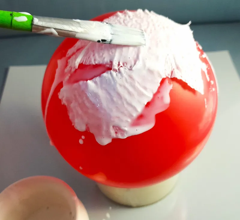 Sculpt With Paper and Glue