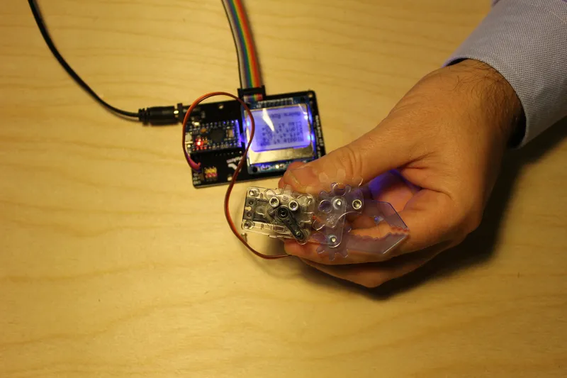 Calibrate All the Servos! Step One Claw