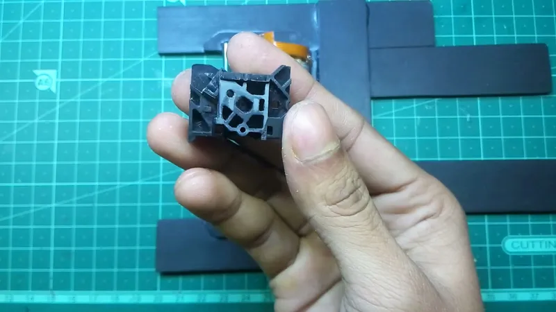 Attaching the X and Y Axis