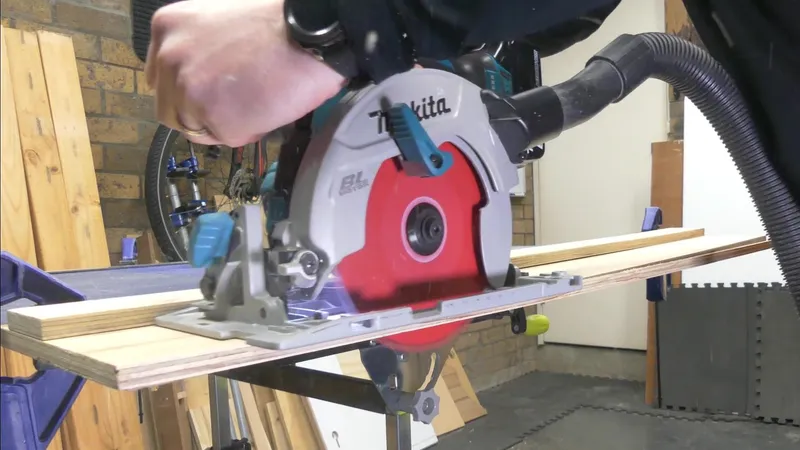 Jig #2: DIY Track Saw Jig